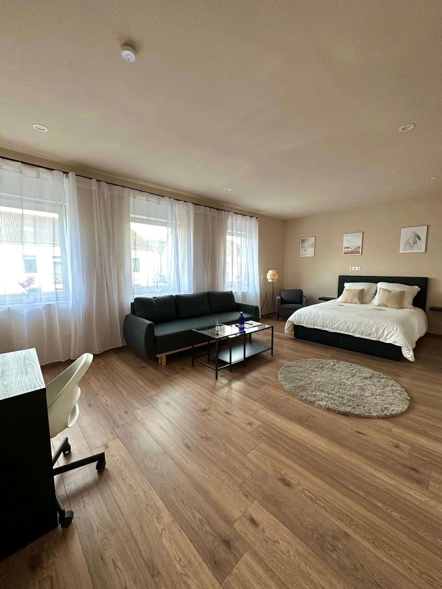 Modernes Apartment Am Dreilaendereck アルスドルフ エクステリア 写真